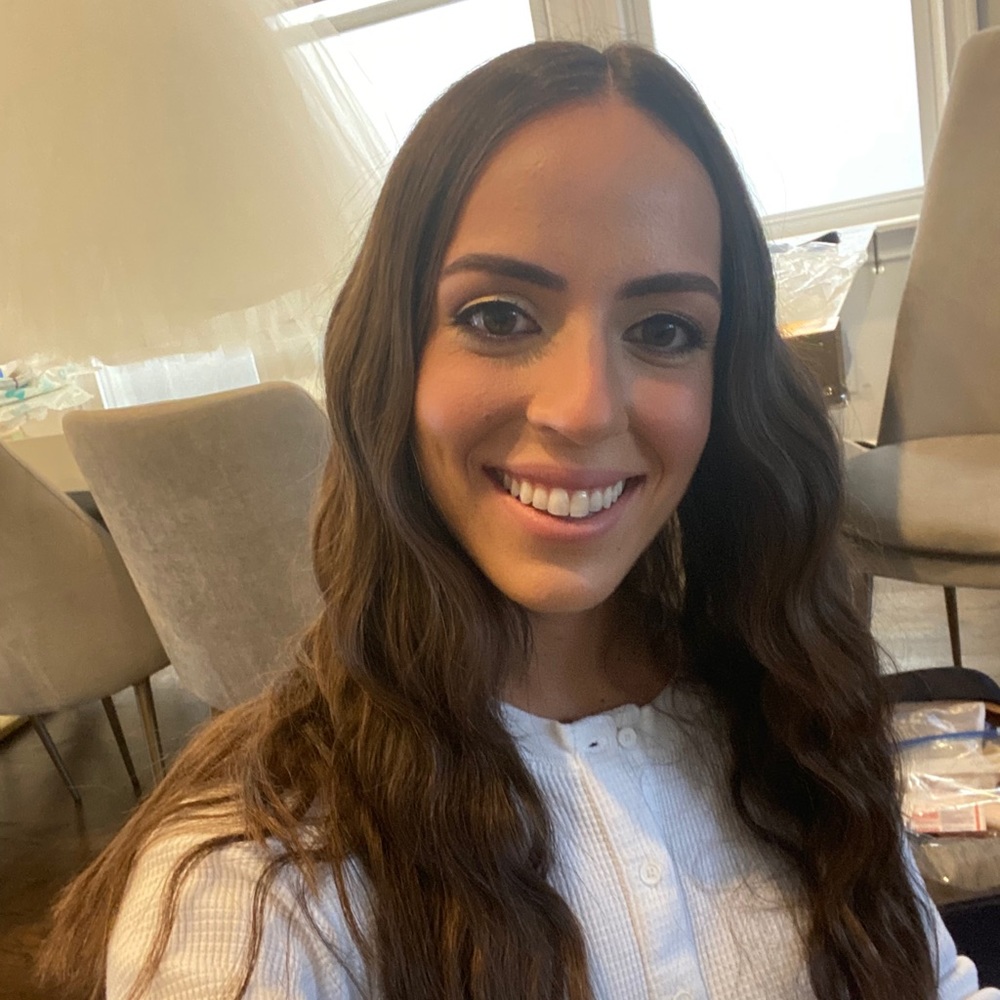 Meet your Posher, Jennifer